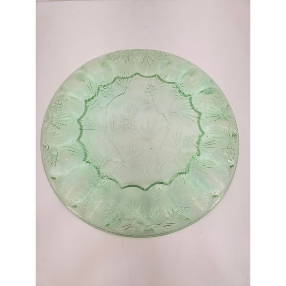 Vintage Green Depression Glass Plate Floral Grapevine 10 Inch - Picture 2 of 3